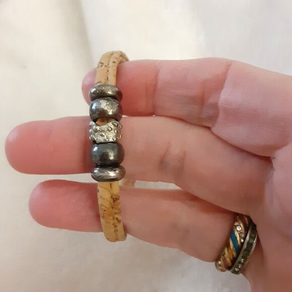 7" pewter tone beaded leather? bracelet rustic magnetic closure - Picture 3 of 3